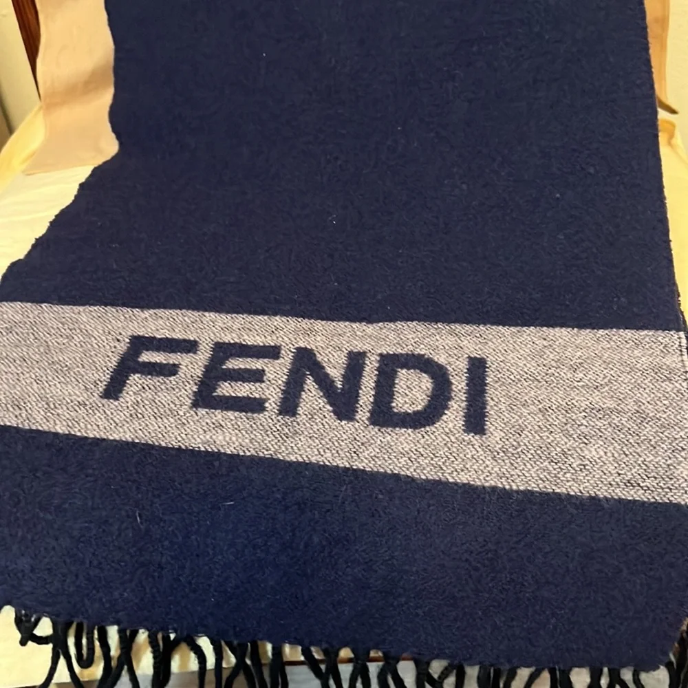 Pre-loved authentic Fendi scarf - Picture 3 of 5